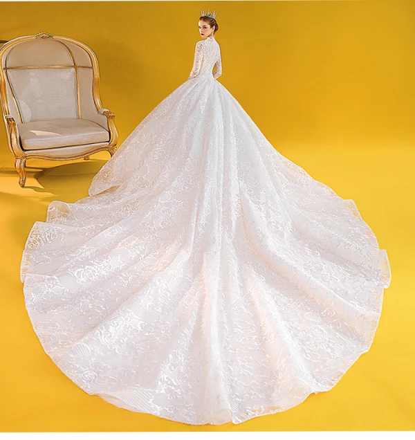 Vintage / Retro Ivory Ball Gown Wedding Dresses 2020 High Neck Lace Flower Long Sleeve Royal Train