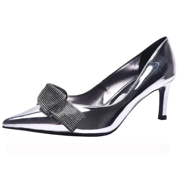 Stylowe / Modne Srebrny Wieczorowe Czółenka 2019 Skórzany Rhinestone Kokarda 6 cm Szpilki Szpiczaste Czółenka