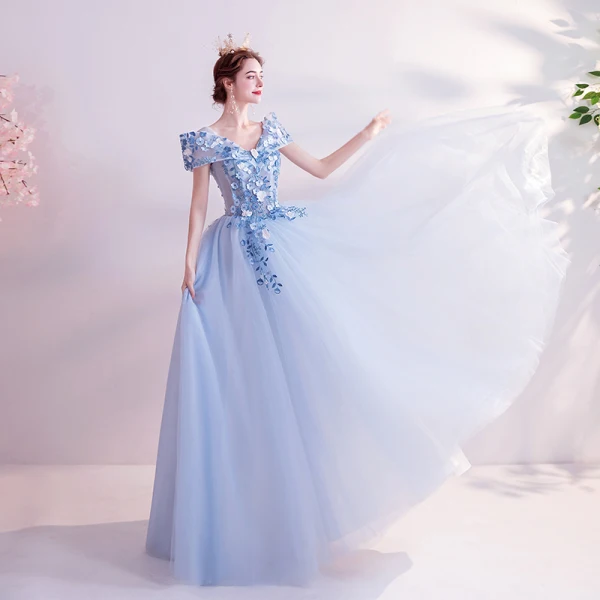 Fairytale Sky Blue Prom Dresses 2020 A-Line / Princess V-Neck Appliques Pearl Lace Flower Short Sleeve Backless Floor-Length / Long Formal Dresses