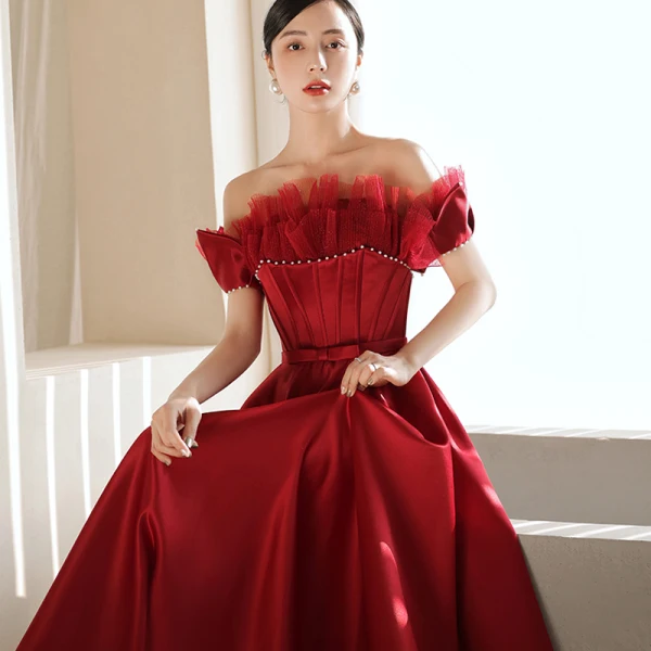 Charmant Bordeaux Robe De Bal 2021 Princesse Perle De l'épaule Sans Manches Dos Nu Longue Promo Robe De Ceremonie