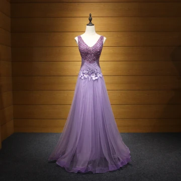 Chic Beautiful Lavender Evening Dresses 2017 A Line Princess V Neck Tulle Appliques Backless Beading Sequins Evening Party Formal Dresses