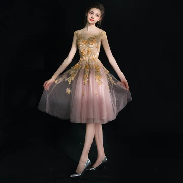 Unique Rougissant Rose Courte Robe De Graduation 2018 Appliques Dos Nu Cristal Tulle V Cou Soirée Sans Manches Princesse Robe De Ceremonie