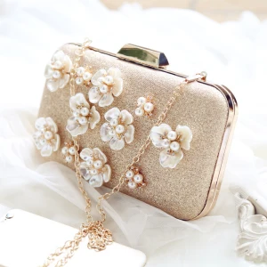 Schöne Gold Clutch Tasche Perlenstickerei Blumen Perle Strass Hochzeit Abend Brautaccessoires 2019