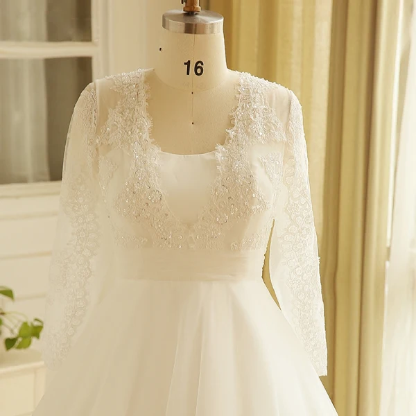 Chic Beautiful White Wedding Dresses 2017 A-Line Princess Long Sleeve Lace V-Neck