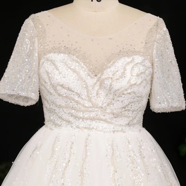 Stunning Glitter Ivoor Grote Maat Baljurk Trouwjurken 2021 U-hals Kanten Tule Satijn 1/2 Mouwen Ruglooze Handgemaakt Kralen Rhinestone Pailletten Glans Chapel Train Huwelijk