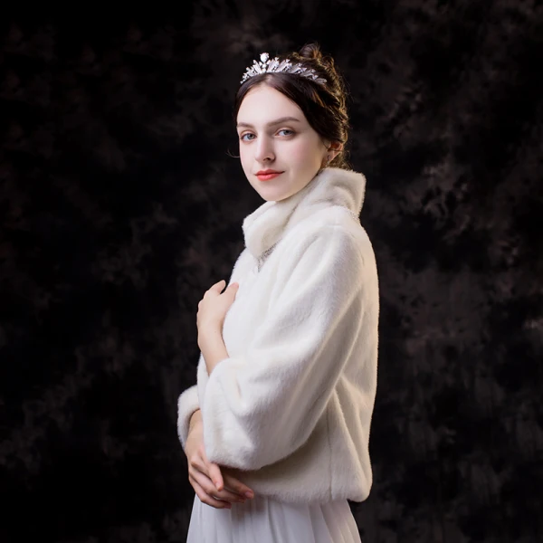Luxe Blanche châle 2020 Perlage Faux Diamant Polyester Col Haut La Mariée Mariage Soirée Promo Hiver 3/4 Manches Châles Accessorize