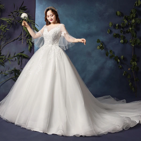 Simple Blanche Grande Taille Robe De Mariée 2019 Tulle Appliques Dos Nu Perlage Fait main Chapel Train