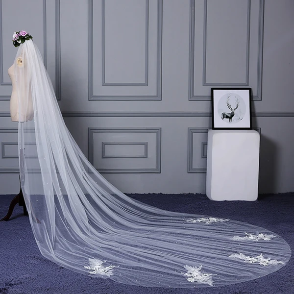 Snygga / Fina Vita Cathedral Train Bröllop Appliqués Beading Tyll Brudslöja 2018