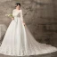 Unique Weiß Übergröße Ballkleid Brautkleider / Hochzeitskleider 2019 Tülle Spitze U-Ausschnitt Applikationen Rückenfreies Handgefertigt Kapelle-Schleppe Hochzeit