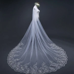 Asequible Blanco Royal Train Boda Tul Con Encaje Apliques Velo De Novia 2018