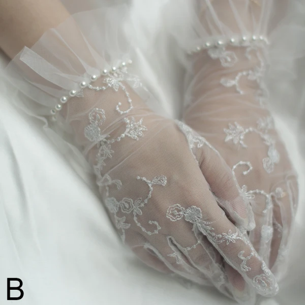 Chic / Belle Blanche Gants Mariage 2020 En Dentelle Tulle Fait main Perlage Perle Mariage Accessorize