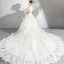 Luxe Blanche Cathedral Train Mariage 2018 Tulle Lacer Bustier Perlage Appliques Dos Nu Robe Boule Robe De Mariée