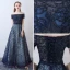 Schöne Marineblau Ballkleider 2017 Bandeau Mit Spitze Applikationen Rückenfreies Stickerei Riemchen Drucken Abendkleider