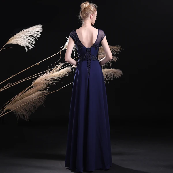Chic / Beautiful Navy Blue Evening Dresses 2017 A-Line / Princess Pierced Scoop Neck Sleeveless Appliques Lace Pearl Beading Floor-Length / Long Backless Formal Dresses