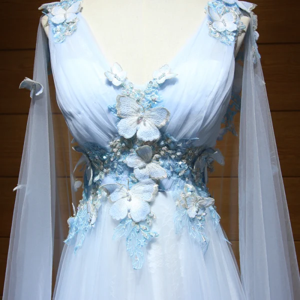 Elegant Formal Dresses 2017 Prom Dresses Sky Blue Chapel Train A-Line / Princess Cascading Ruffles V-Neck Sleeveless Backless Butterfly Appliques Flower Beading Crystal Pearl