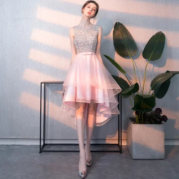 Abordable Rougissant Rose Robe De Cocktail 2018 Princesse Encolure Dégagée Sans Manches Perlage Paillettes Noeud Ceinture Asymétrique Volants Dos Nu Robe De Ceremonie