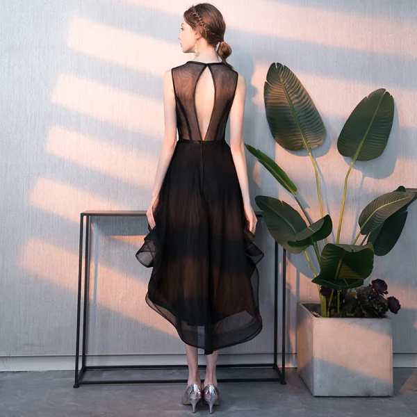 Abordable Rougissant Rose Robe De Cocktail 2018 Princesse Encolure Dégagée Sans Manches Perlage Paillettes Noeud Ceinture Asymétrique Volants Dos Nu Robe De Ceremonie