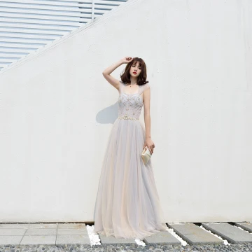 Elegantes Gris Vestidos De Noche 2018 A Line Princess Hombros Sin Mangas Rebordear Largos Ruffle Sin Espalda Vestidos Formales