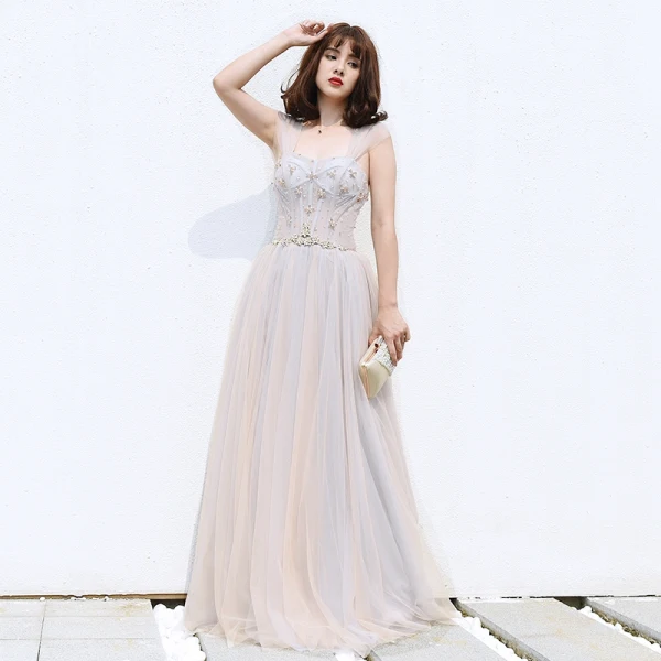 Elegant Grey Evening Dresses 2018 A-Line / Princess Shoulders Sleeveless Beading Floor-Length / Long Ruffle Backless Formal Dresses