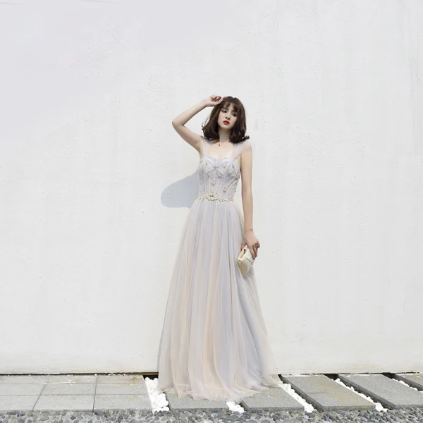 Elegant Grey Evening Dresses 2018 A-Line / Princess Shoulders Sleeveless Beading Floor-Length / Long Ruffle Backless Formal Dresses