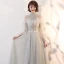 Élégant Gris Transparentes Robe De Bal 2018 Princesse Col Haut Manches Longues Appliques En Dentelle Perle Ceinture Longue Dos Nu Volants Robe De Ceremonie