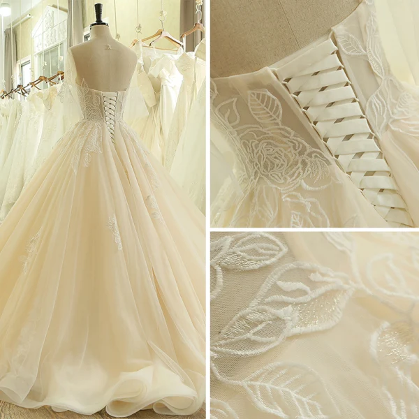 Simple Champagne Robe De Mariée 2018 Robe Boule Transparentes Encolure Dégagée 1/2 Manches Dos Nu Appliques En Dentelle Train De Balayage Volants