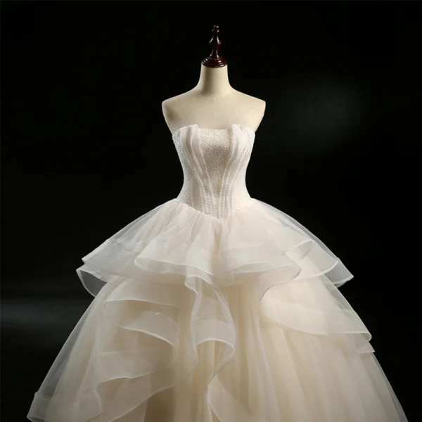 Modern / Fashion Champagne Wedding Dresses 2018 Ball Gown Strapless Sleeveless Backless Sequins Beading Floor-Length / Long Cascading Ruffles