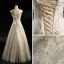 Chic / Belle Champagne Robe De Mariée 2018 Princesse Transparentes Encolure Dégagée Sans Manches Dos Nu Appliques En Dentelle Perlage Faux Diamant Longue Volants