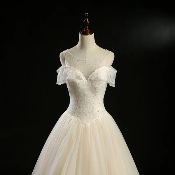 Vintage / Originale Champagne Transparentes Robe De Mariée 2018 Princesse Encolure Carrée Manches Courtes Dos Nu Appliques En Dentelle Perle Perlage Longue Volants