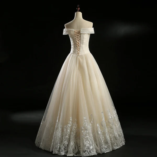 Classique Champagne Robe De Mariée 2018 Princesse De l'épaule Manches Courtes Dos Nu Appliques En Dentelle Glitter Tulle Paillettes Perlage Longue Volants