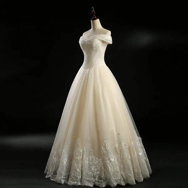 Classique Champagne Robe De Mariée 2018 Princesse De l'épaule Manches Courtes Dos Nu Appliques En Dentelle Glitter Tulle Paillettes Perlage Longue Volants