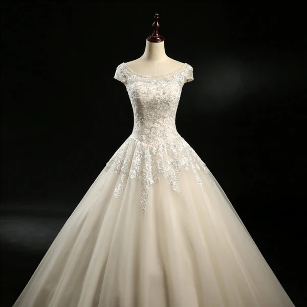 Vintage / Retro Champagne Wedding Dresses 2018 A-Line / Princess Beading Scoop Neck Cap Sleeves Backless Appliques Lace Sequins Floor-Length / Long Ruffle