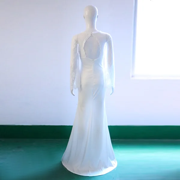 Sexy Noire Transparentes Robes longues 2018 Trompette / Sirène V-Cou Manches Longues Appliques En Dentelle Train De Balayage Dos Nu Vêtements Femme