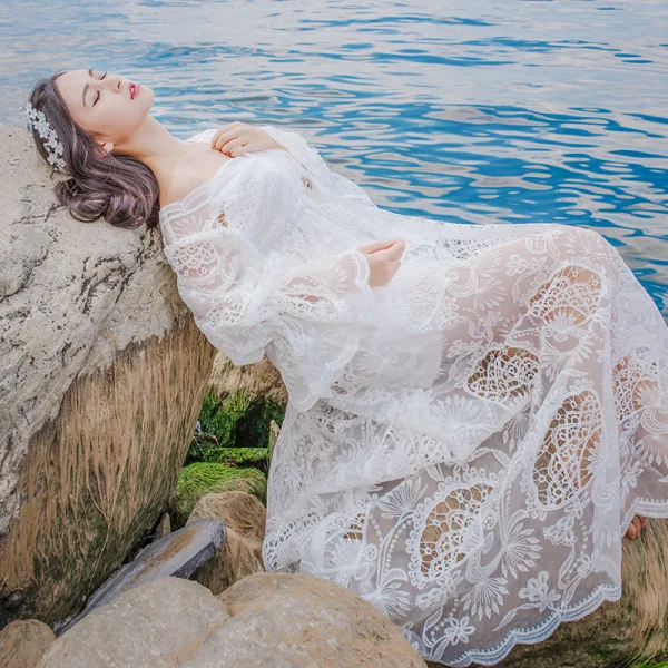 Elegant Summer Beach White Maxi Dresses 2018 Empire Off-The-Shoulder Long Sleeve Floor-Length / Long Ruffle Backless Womens Clothing