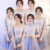 Asequible Azul Cielo Vestidos De Damas De Honor 2018 A-Line / Princess Apliques Con Encaje Cortos Ruffle Sin Espalda Vestidos para bodas