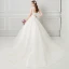Schöne Ivory / Creme Durchsichtige Brautkleider 2018 Ballkleid Stehkragen Ärmellos Rückenfreies Perlenstickerei Perle Strass Rüschen Hof-Schleppe