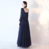 Piękne Granatowe Sukienki Na Bal 2017 Princessa Długie Rękawy V-Szyja Aplikacje Z Koronki Cekiny Frezowanie Szarfa Długie Bez Pleców Sukienki Wizytowe