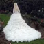 Schöne Weiß Durchbohrt Brautkleider 2017 Ballkleid Rundhalsausschnitt 1/2 Ärmel Rückenfreies Applikationen Mit Spitze Strass Kathedrale Schleppe