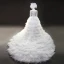 Schöne Weiß Durchbohrt Brautkleider 2017 Ballkleid Rundhalsausschnitt 1/2 Ärmel Rückenfreies Applikationen Mit Spitze Strass Kathedrale Schleppe