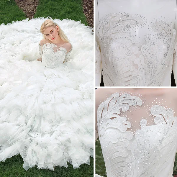 Schöne Weiß Durchbohrt Brautkleider 2017 Ballkleid Rundhalsausschnitt 1/2 Ärmel Rückenfreies Applikationen Mit Spitze Strass Kathedrale Schleppe
