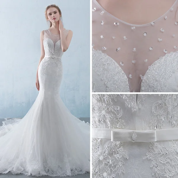 Chic / Belle Blanche Percé Robe De Mariée 2018 Trompette / Sirène Encolure Dégagée Sans Manches Dos Nu Appliques En Dentelle Paillettes Perlage Cristal Noeud Ceinture Cathedral Train