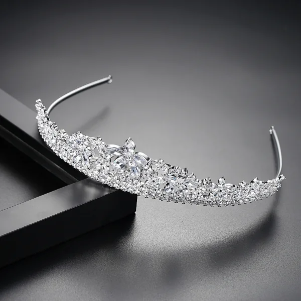 Moda Srebrny Rhinestone Kwiat Tiara Ozdoby Do Włosów Ślubne 2022 Cyrkon Stop Ślub