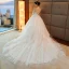 Schöne Weiß Durchbohrt Brautkleider 2017 Ballkleid Rundhalsausschnitt Lange Ärmel Rückenfreies Applikationen Mit Spitze Pailletten Perle Kapelle-Schleppe