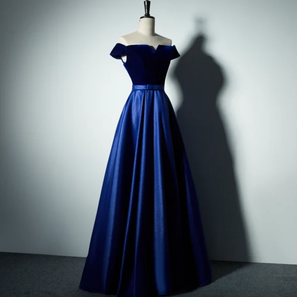 Modest / Simple Burgundy Evening Dresses 2017 A-Line / Princess V-Neck Off-The-Shoulder Short Sleeve Floor-Length / Long Backless Formal Dresses