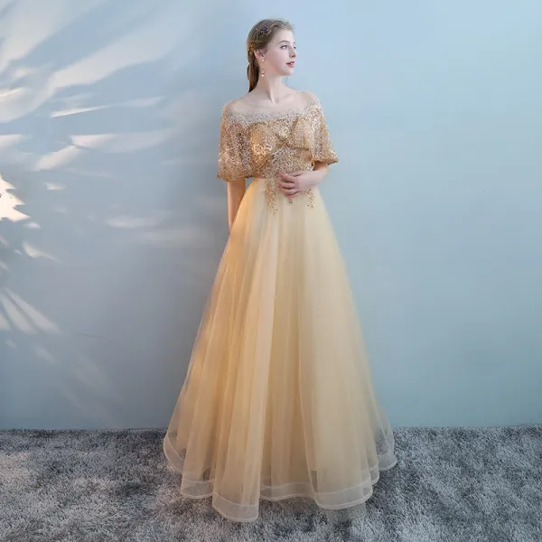 Charming Gold See-through Prom Dresses 2018 A-Line / Princess Scoop Neck Short Sleeve Pearl Beading Rhinestone Floor-Length / Long Ruffle Backless Formal Dresses