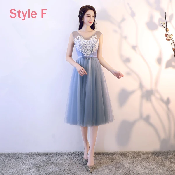 Abordable Bleu Ciel Transparentes Robe Demoiselle D'honneur 2018 Princesse Appliques En Dentelle Noeud Ceinture Thé Longueur Volants Dos Nu Robe Pour Mariage