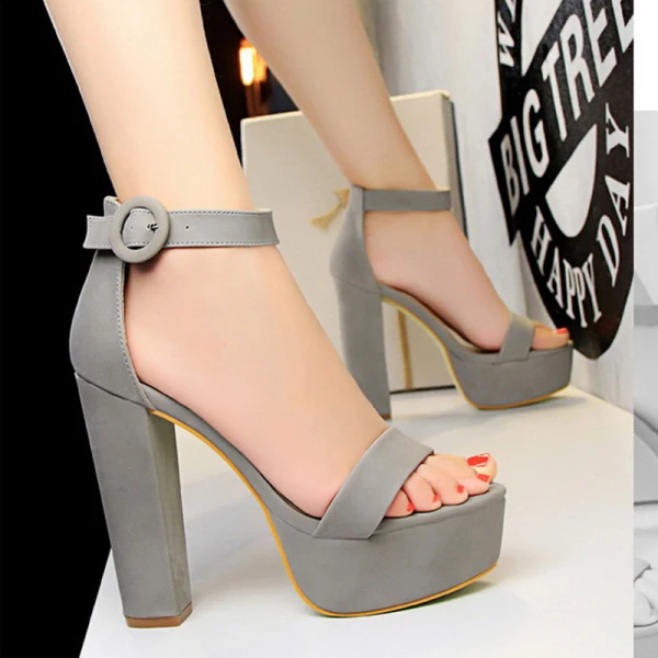 Schöne Rot Cocktail Sandalen Damen 2023 Knöchelriemen 13 cm Thick Heels Peeptoes Sandaletten Hochhackige