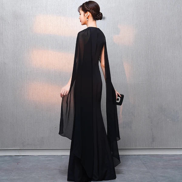 Abordable Rouge Robe De Soirée 2018 Trompette / Sirène Encolure Dégagée Sans Manches Watteau Train Volants Robe De Ceremonie