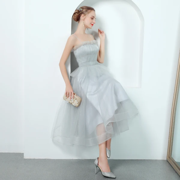 Elegant Grey Prom Dresses 2018 A-Line / Princess Spaghetti Straps Sleeveless Glitter Tulle Tea-length Ruffle Backless Formal Dresses