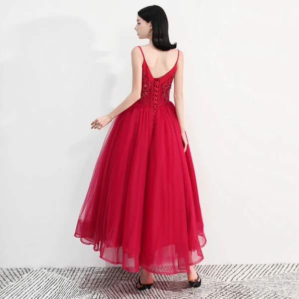 Modern / Fashion Red Prom Dresses 2018 A-Line / Princess Spaghetti Straps Sleeveless Beading Ankle Length Ruffle Backless Formal Dresses